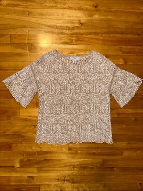 MB Embroidered Eyelet Blouse Medium Beige Taupe Boho Scalloped Rayon Top